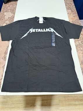 Metallica Graphic Short Sleeve Tee - Black